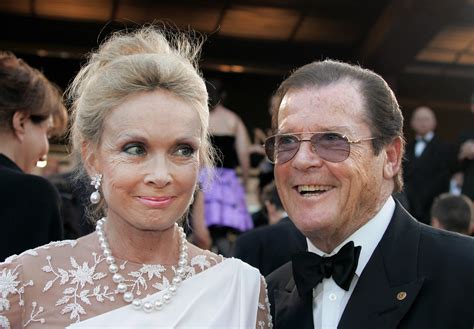 roger moore wife